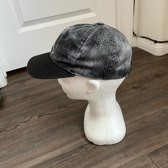 Black and Gray Cap with Logo - Picture 4 of 10